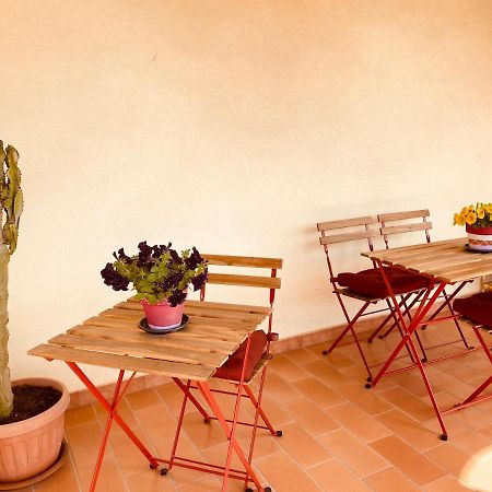 L'Ippocastano Appartamenti - B&B Castellaneta Bagian luar foto