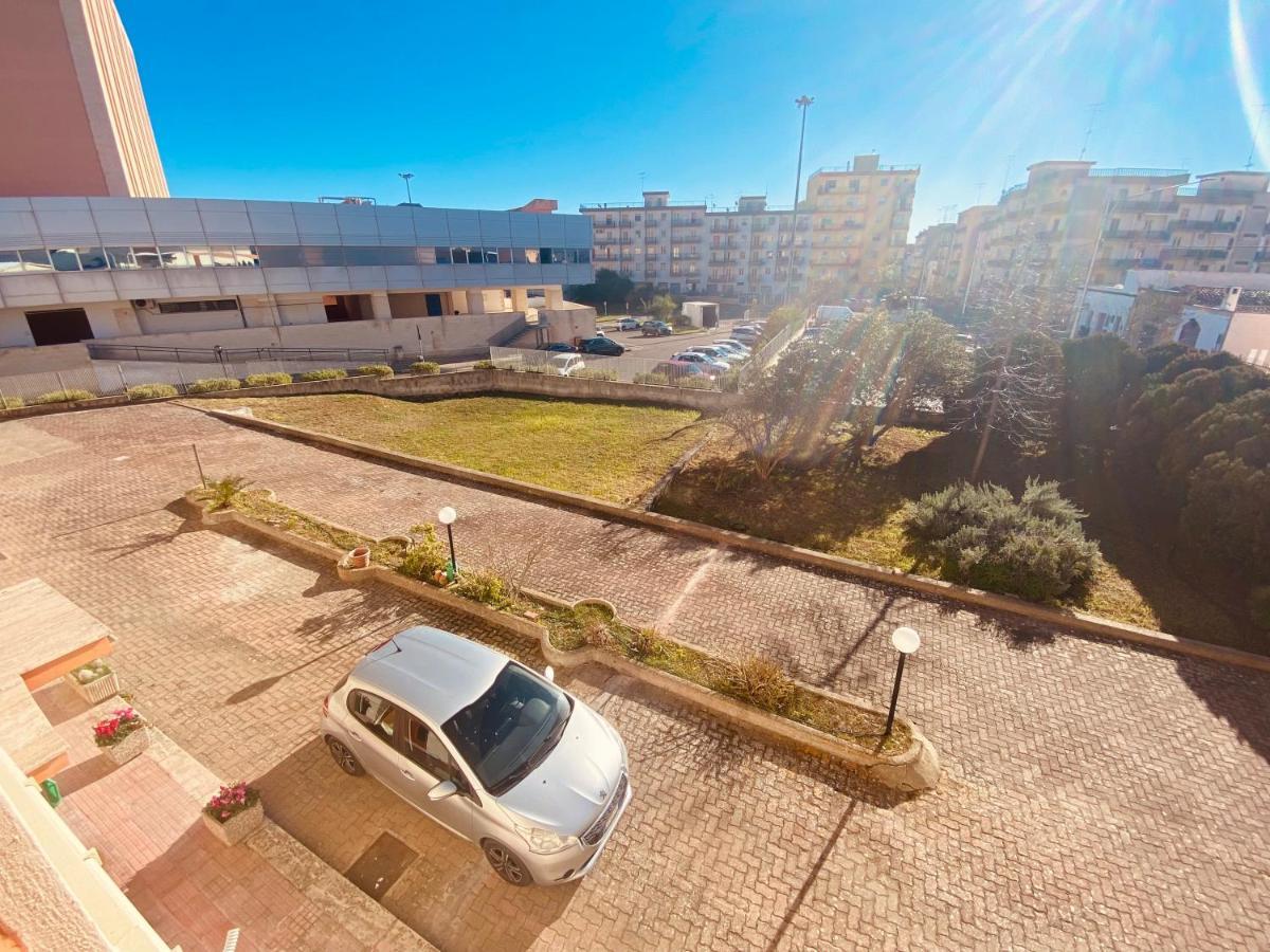 L'Ippocastano Appartamenti - B&B Castellaneta Bagian luar foto